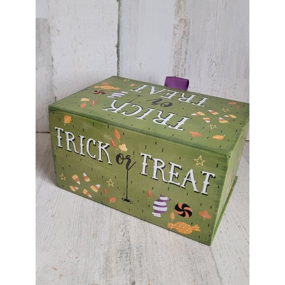 Cardboard trick or treat Halloween home box Decor unique - Picture 7 of 7